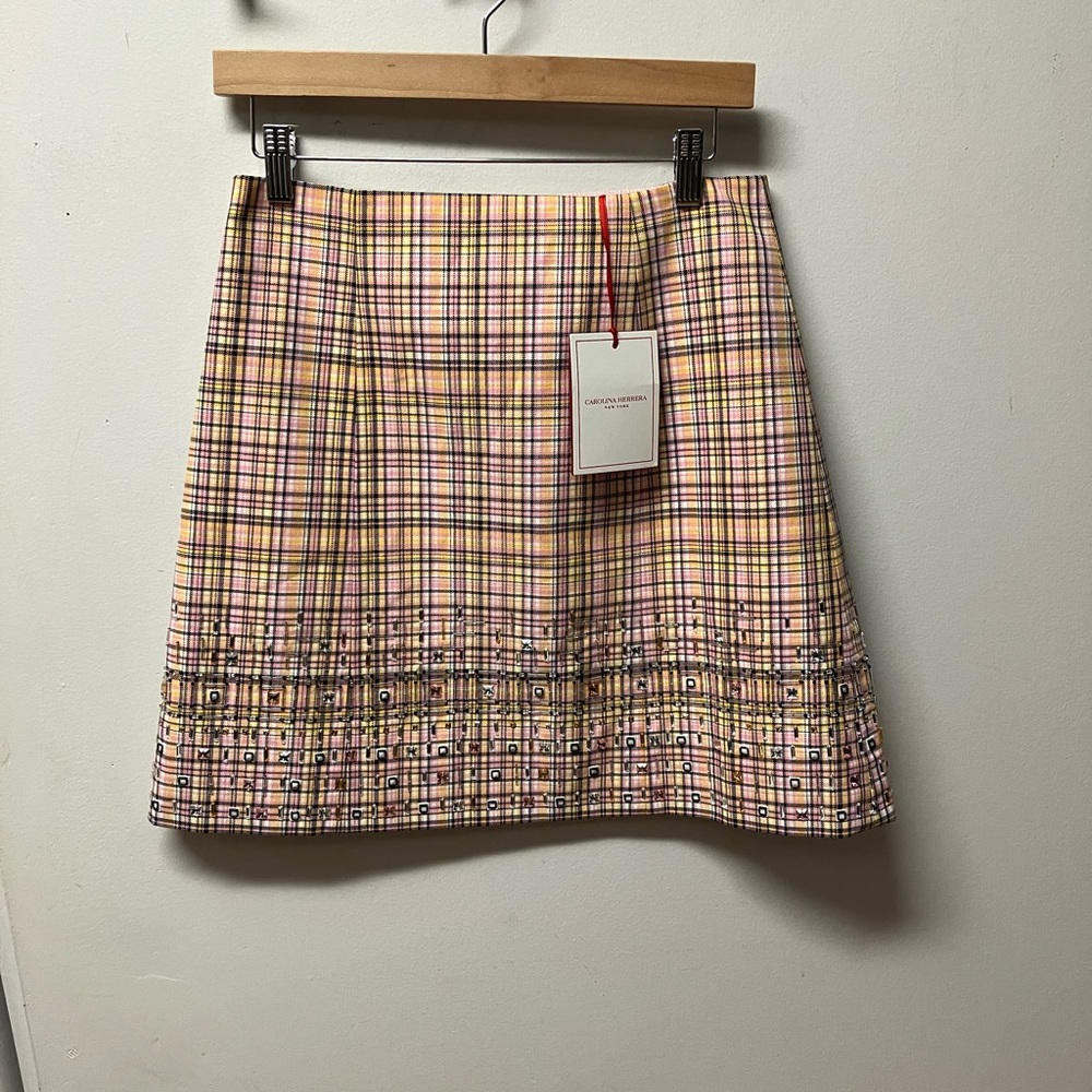 Carolina Herrera Pink Plaid Pencil Skirt Rhinestone Woman’s Sz 4